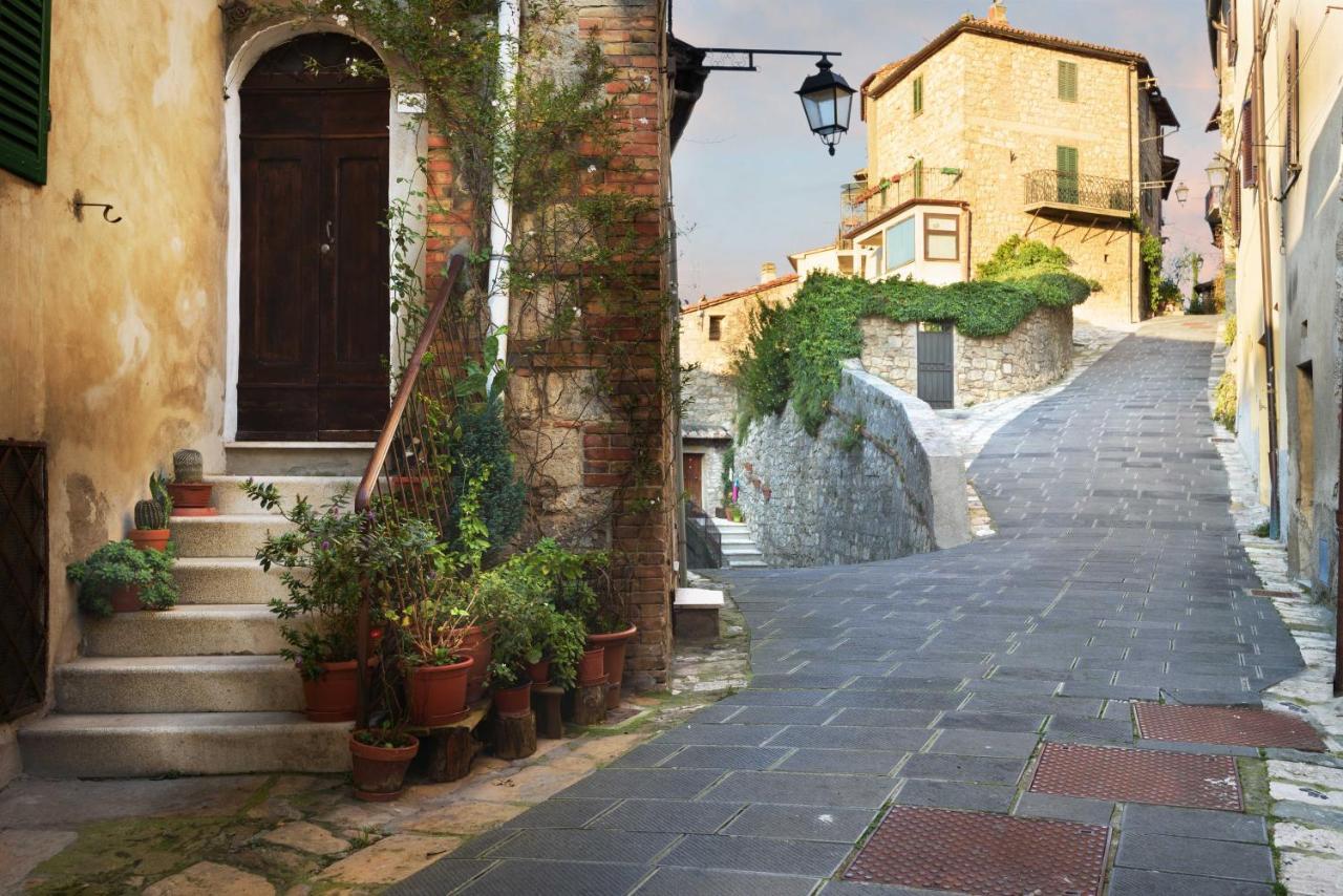 Palazzo Pio III - Residenza D'Epoca Bed & Breakfast Sarteano Dış mekan fotoğraf