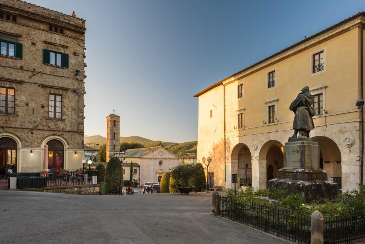 Palazzo Pio III - Residenza D'Epoca Bed & Breakfast Sarteano Dış mekan fotoğraf